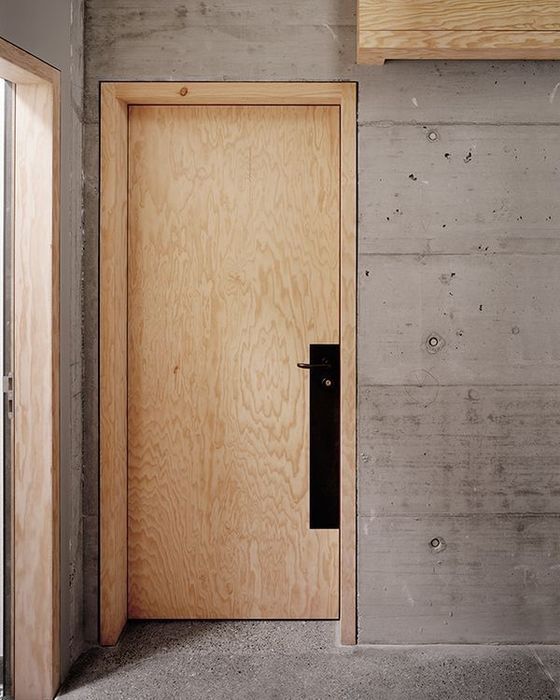 Идеи для деревянных входных дверей