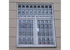 Решетка на окно 1  от производителя Клинские двери
