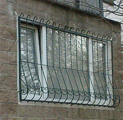 Решетка на окно 21  от производителя Клинские двери